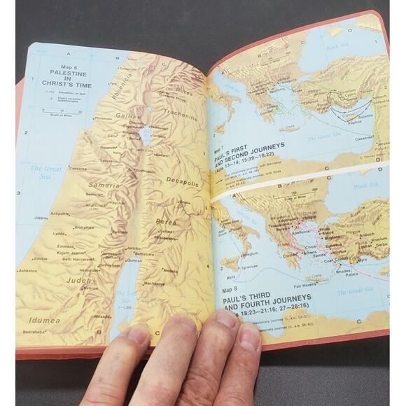 Vintage Holy Bible Red Letter Edition Nelson 1984 King James - Picture 9 of 9